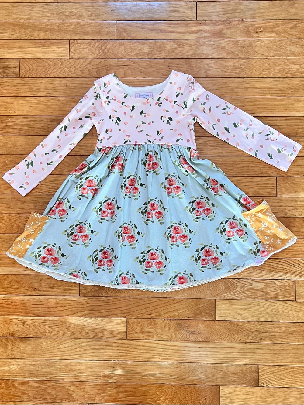 🌸SweetHoney Beautiful Floral Long Sleeve Dress!